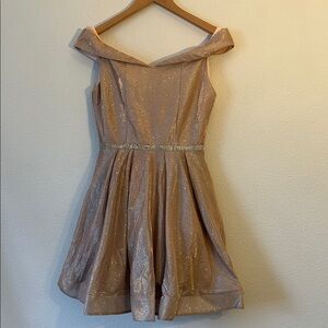 ✨ Sparkling Gold Off-Shoulder Dress ✨